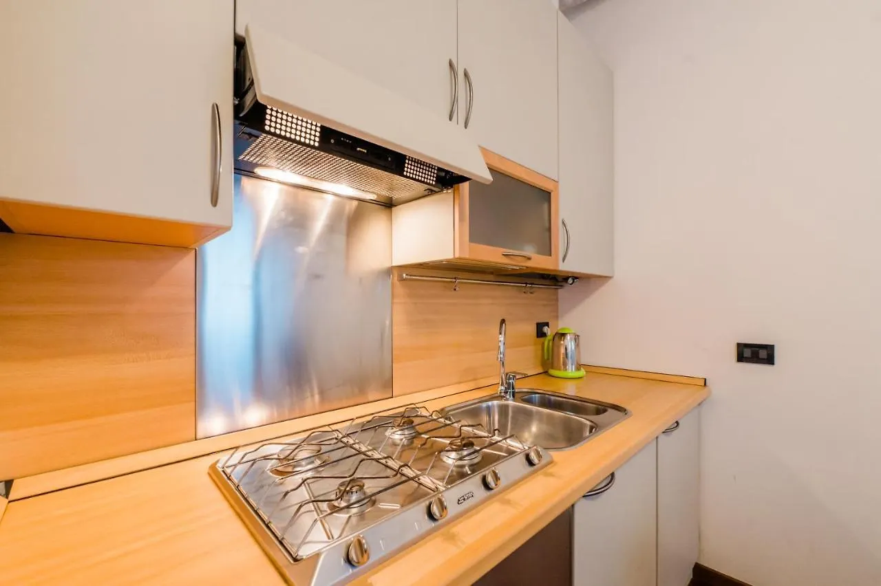 P&P Atmosfera Apartment Бергамо 0*,